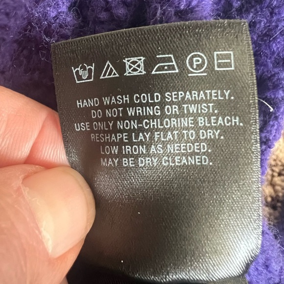 Anthropologie moth cut out neck sweater medium boucle purple grape alpaca wool - Picture 10 of 10